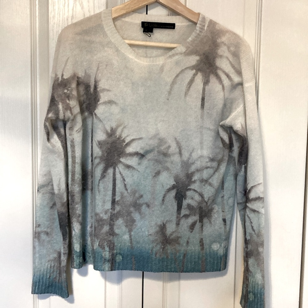 NWOT 360 Cashmere dip dyed palm tree neutral sweater. Size Xsmall.